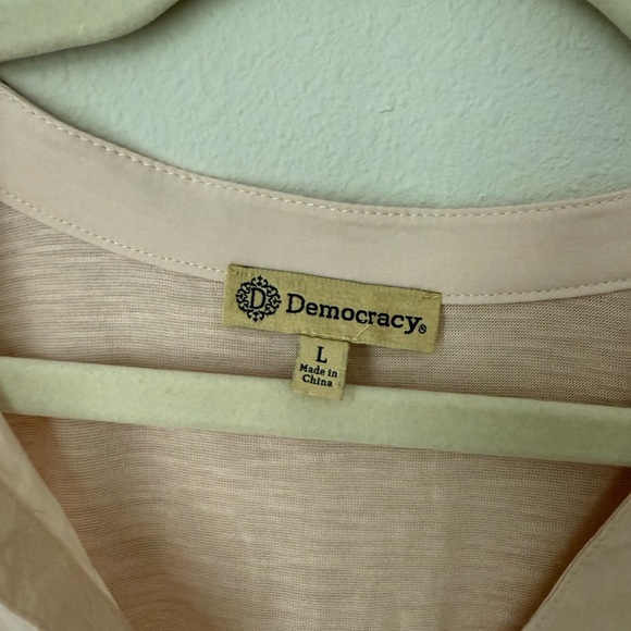 Democracy Light Pink Button Down Shirt - Picture 5 of 6